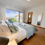 Serene View - By Sch Апартаменты