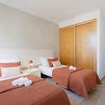 Serene View - By Sch Алвадуш