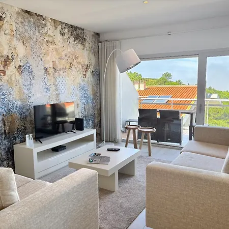 Serene View - By Sch アパート アルヴァドス