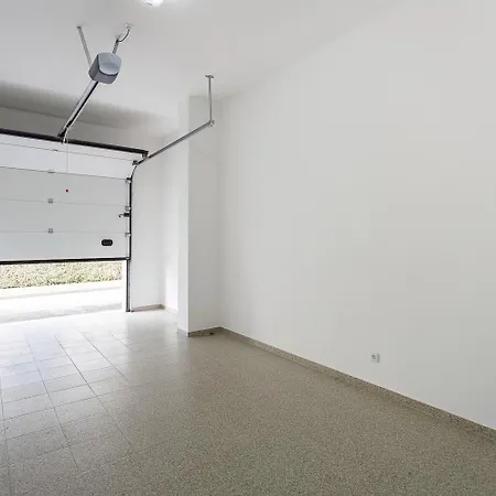 アパート Serene View - By Sch アルヴァドス