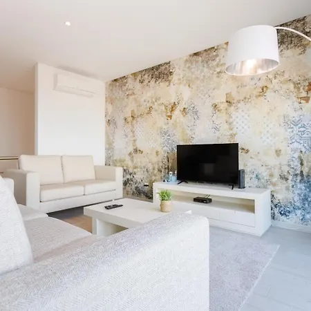 Serene View - By Sch アパート *